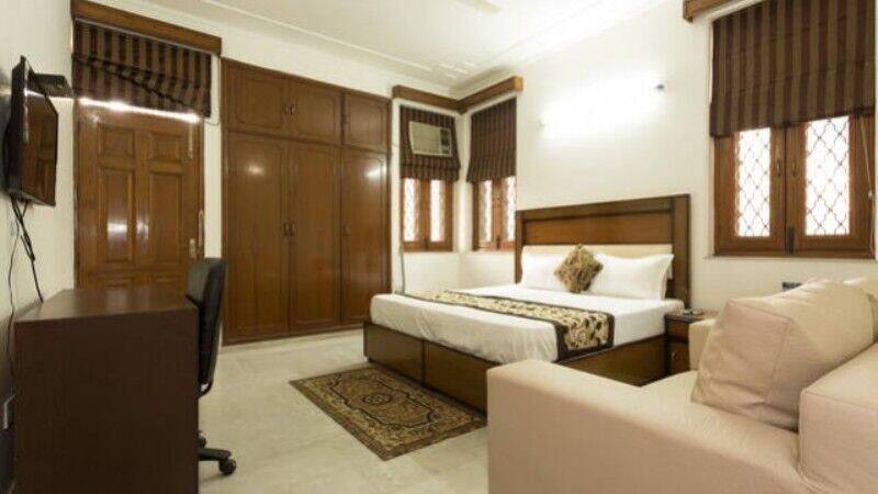 TG StaysDLF Phase II, Gurgaon 5